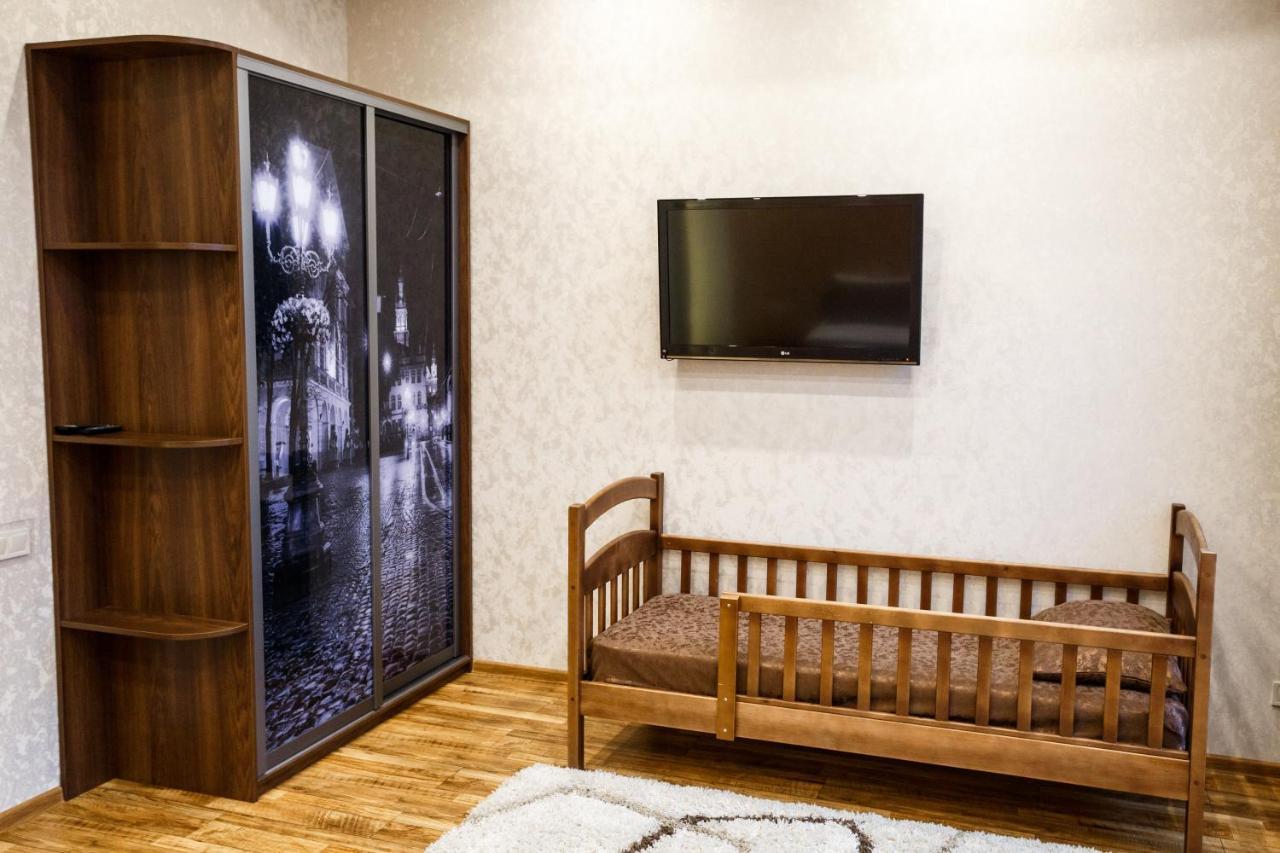 Apartments "The Cultural Capital" Vip Lviv Exterior photo